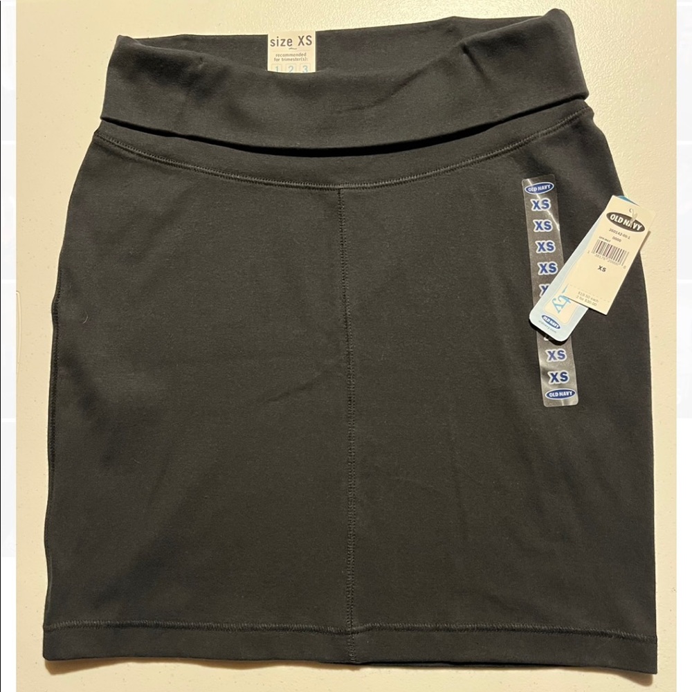 Old Navy Maternity skirt